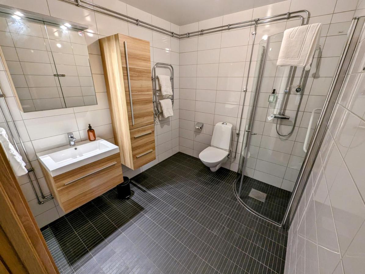 Hotell Bro Kristinehamn Exteriér fotografie